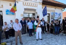 Festivalul „Coborâtul oilor de la munte”, la Baia de Fier. Paradă a portului popular și oaspeți din Bulgaria