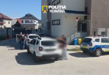 Ancheta escrocheriilor cu panouri sandwich se extinde. Încă doi reținuți